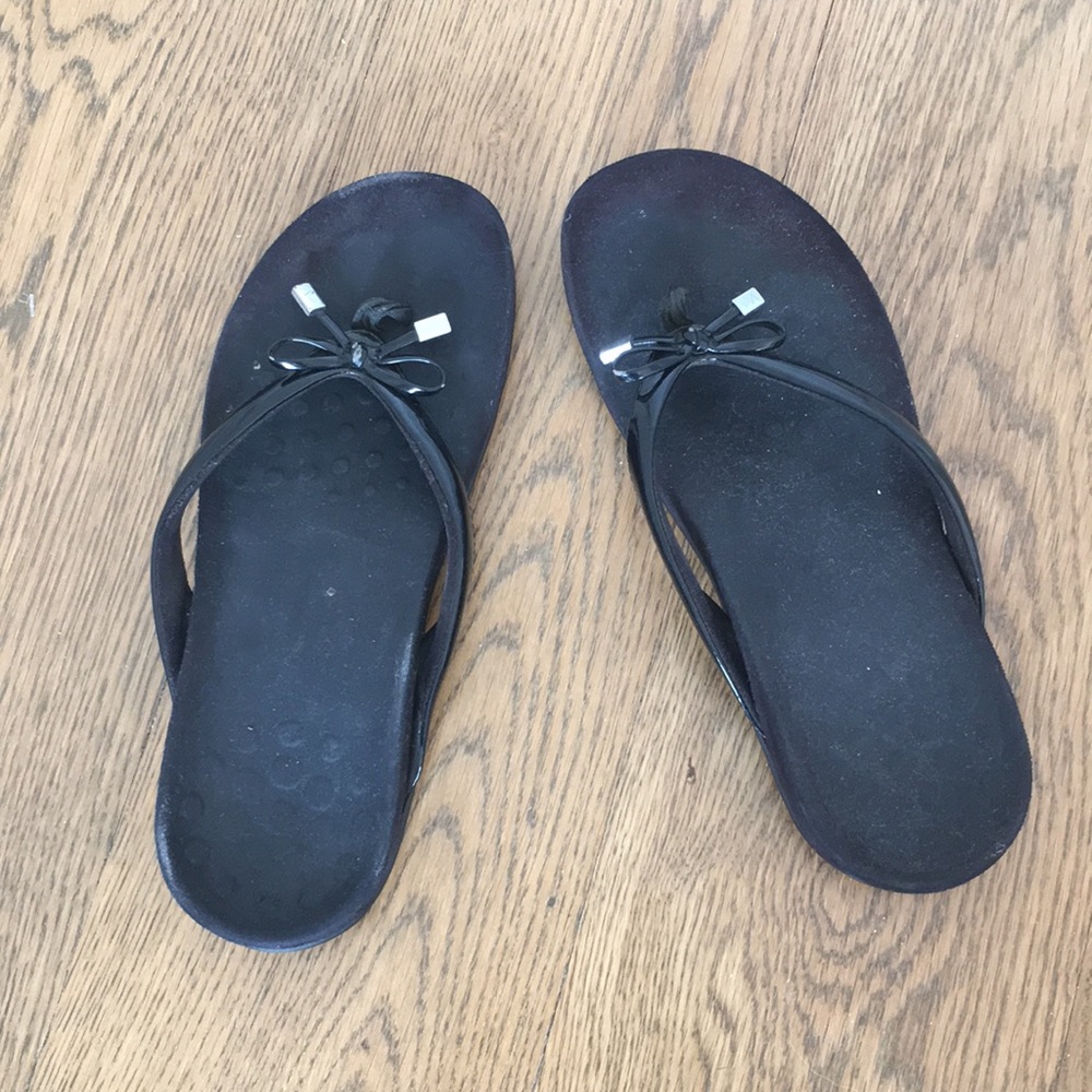 Black Vionic Sandals with Patent Leather Bows